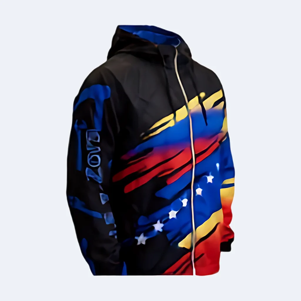 Chaqueta cortaviento sublimada con diseño tricolor y capucha
